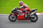 Motorcycle-action-photographs;cadwell;cadwell-park-photographs;event-digital-images;eventdigitalimages;motor-racing-louth-lincolnshire;no-limits-trackday;peter-wileman-photography;trackday;trackday-digital-images;trackday-photos