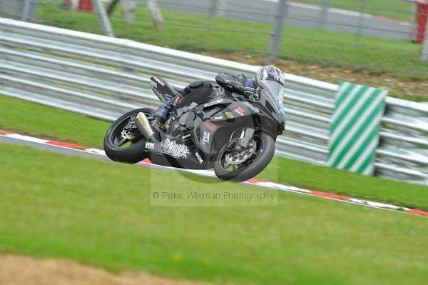 Motorcycle action photographs;Trackday digital images;brands;brands hatch photographs;event digital images;eventdigitalimages;motor racing london;no limits trackday;peter wileman photography;trackday;trackday photos