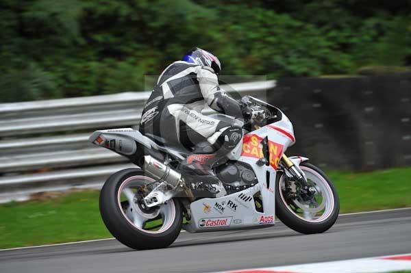 Motorcycle action photographs;Trackday digital images;brands;brands hatch photographs;event digital images;eventdigitalimages;motor racing london;no limits trackday;peter wileman photography;trackday;trackday photos