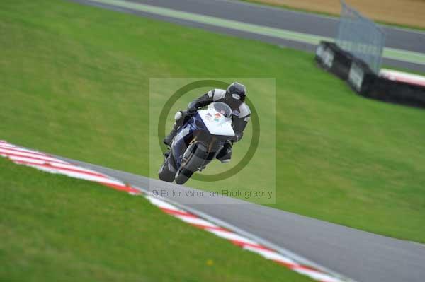 Motorcycle action photographs;Trackday digital images;brands;brands hatch photographs;event digital images;eventdigitalimages;motor racing london;no limits trackday;peter wileman photography;trackday;trackday photos