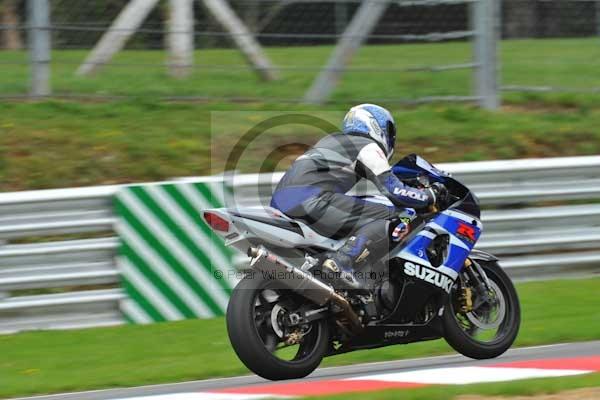 Motorcycle action photographs;Trackday digital images;brands;brands hatch photographs;event digital images;eventdigitalimages;motor racing london;no limits trackday;peter wileman photography;trackday;trackday photos
