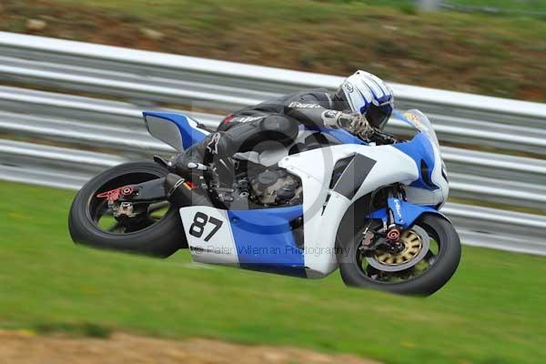 Motorcycle action photographs;Trackday digital images;brands;brands hatch photographs;event digital images;eventdigitalimages;motor racing london;no limits trackday;peter wileman photography;trackday;trackday photos