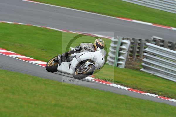 Motorcycle action photographs;Trackday digital images;brands;brands hatch photographs;event digital images;eventdigitalimages;motor racing london;no limits trackday;peter wileman photography;trackday;trackday photos
