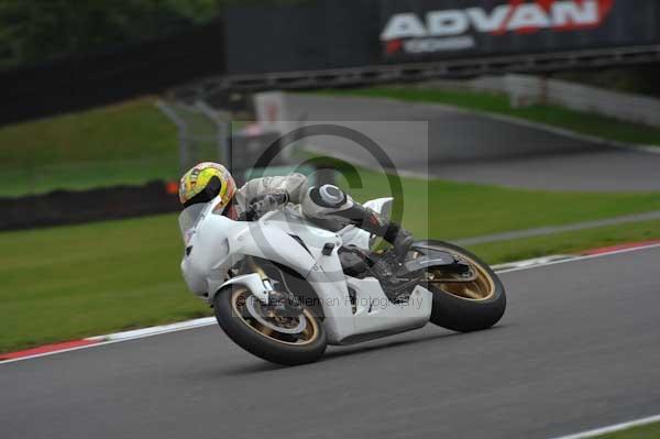 Motorcycle action photographs;Trackday digital images;brands;brands hatch photographs;event digital images;eventdigitalimages;motor racing london;no limits trackday;peter wileman photography;trackday;trackday photos