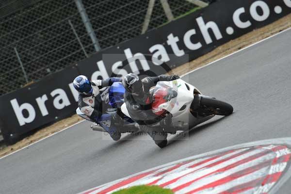 Motorcycle action photographs;Trackday digital images;brands;brands hatch photographs;event digital images;eventdigitalimages;motor racing london;no limits trackday;peter wileman photography;trackday;trackday photos