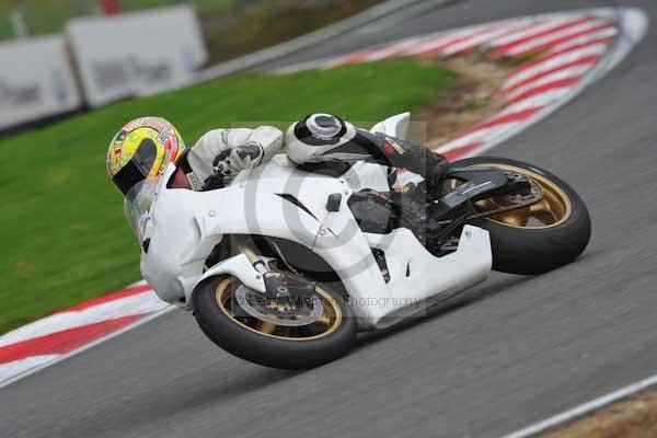 Motorcycle action photographs;Trackday digital images;brands;brands hatch photographs;event digital images;eventdigitalimages;motor racing london;no limits trackday;peter wileman photography;trackday;trackday photos