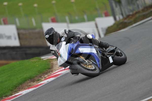 Motorcycle action photographs;Trackday digital images;brands;brands hatch photographs;event digital images;eventdigitalimages;motor racing london;no limits trackday;peter wileman photography;trackday;trackday photos