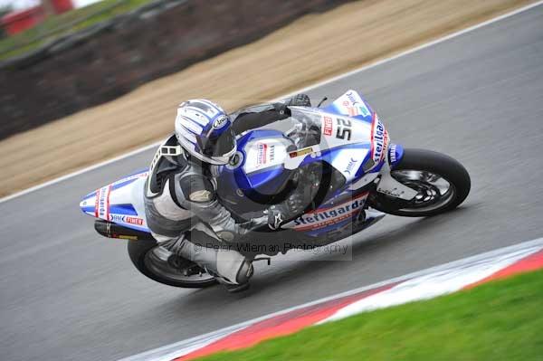 Motorcycle action photographs;Trackday digital images;brands;brands hatch photographs;event digital images;eventdigitalimages;motor racing london;no limits trackday;peter wileman photography;trackday;trackday photos