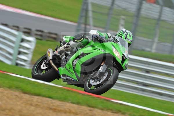 Motorcycle action photographs;Trackday digital images;brands;brands hatch photographs;event digital images;eventdigitalimages;motor racing london;no limits trackday;peter wileman photography;trackday;trackday photos