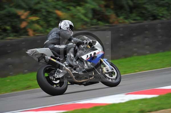 Motorcycle action photographs;Trackday digital images;brands;brands hatch photographs;event digital images;eventdigitalimages;motor racing london;no limits trackday;peter wileman photography;trackday;trackday photos