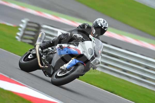 Motorcycle action photographs;Trackday digital images;brands;brands hatch photographs;event digital images;eventdigitalimages;motor racing london;no limits trackday;peter wileman photography;trackday;trackday photos