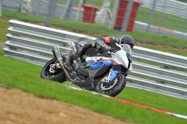 Motorcycle action photographs;Trackday digital images;brands;brands hatch photographs;event digital images;eventdigitalimages;motor racing london;no limits trackday;peter wileman photography;trackday;trackday photos