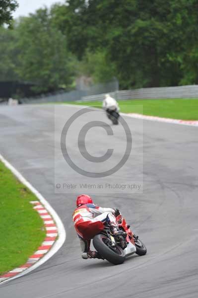 Motorcycle action photographs;Trackday digital images;brands;brands hatch photographs;event digital images;eventdigitalimages;motor racing london;no limits trackday;peter wileman photography;trackday;trackday photos