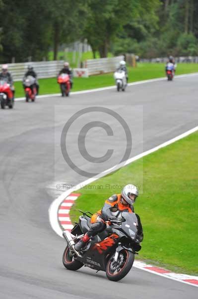 Motorcycle action photographs;Trackday digital images;brands;brands hatch photographs;event digital images;eventdigitalimages;motor racing london;no limits trackday;peter wileman photography;trackday;trackday photos