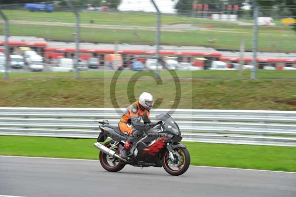 Motorcycle action photographs;Trackday digital images;brands;brands hatch photographs;event digital images;eventdigitalimages;motor racing london;no limits trackday;peter wileman photography;trackday;trackday photos