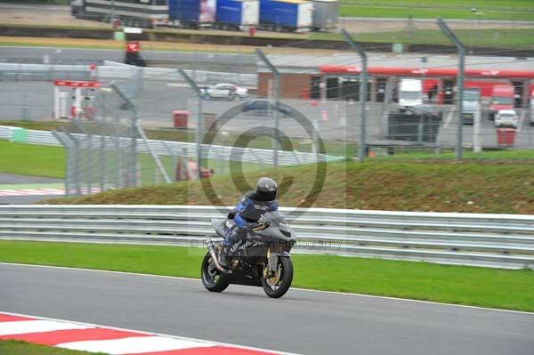 Motorcycle action photographs;Trackday digital images;brands;brands hatch photographs;event digital images;eventdigitalimages;motor racing london;no limits trackday;peter wileman photography;trackday;trackday photos
