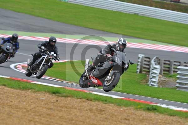 Motorcycle action photographs;Trackday digital images;brands;brands hatch photographs;event digital images;eventdigitalimages;motor racing london;no limits trackday;peter wileman photography;trackday;trackday photos