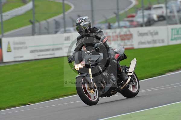 Motorcycle action photographs;Trackday digital images;brands;brands hatch photographs;event digital images;eventdigitalimages;motor racing london;no limits trackday;peter wileman photography;trackday;trackday photos