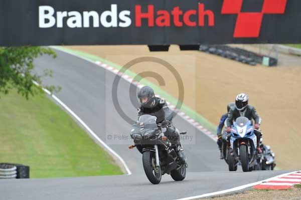 Motorcycle action photographs;Trackday digital images;brands;brands hatch photographs;event digital images;eventdigitalimages;motor racing london;no limits trackday;peter wileman photography;trackday;trackday photos