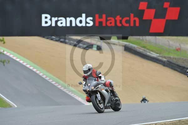 Motorcycle action photographs;Trackday digital images;brands;brands hatch photographs;event digital images;eventdigitalimages;motor racing london;no limits trackday;peter wileman photography;trackday;trackday photos