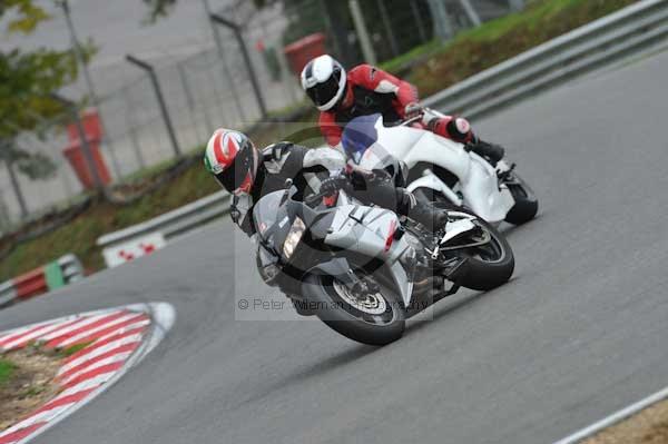 Motorcycle action photographs;Trackday digital images;brands;brands hatch photographs;event digital images;eventdigitalimages;motor racing london;no limits trackday;peter wileman photography;trackday;trackday photos