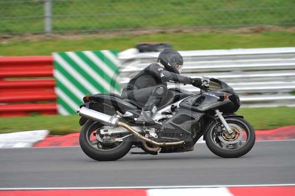 Motorcycle action photographs;Trackday digital images;brands;brands hatch photographs;event digital images;eventdigitalimages;motor racing london;no limits trackday;peter wileman photography;trackday;trackday photos