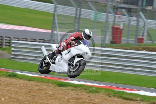 Motorcycle action photographs;Trackday digital images;brands;brands hatch photographs;event digital images;eventdigitalimages;motor racing london;no limits trackday;peter wileman photography;trackday;trackday photos