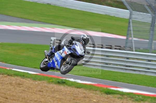 Motorcycle action photographs;Trackday digital images;brands;brands hatch photographs;event digital images;eventdigitalimages;motor racing london;no limits trackday;peter wileman photography;trackday;trackday photos