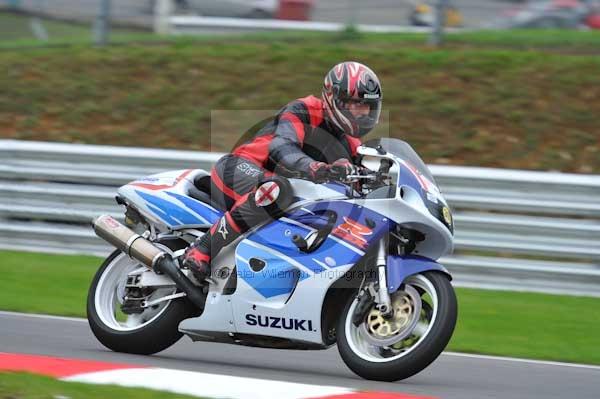 Motorcycle action photographs;Trackday digital images;brands;brands hatch photographs;event digital images;eventdigitalimages;motor racing london;no limits trackday;peter wileman photography;trackday;trackday photos