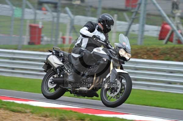 Motorcycle action photographs;Trackday digital images;brands;brands hatch photographs;event digital images;eventdigitalimages;motor racing london;no limits trackday;peter wileman photography;trackday;trackday photos