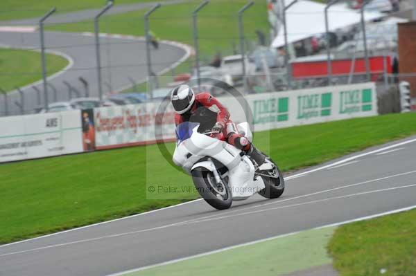 Motorcycle action photographs;Trackday digital images;brands;brands hatch photographs;event digital images;eventdigitalimages;motor racing london;no limits trackday;peter wileman photography;trackday;trackday photos