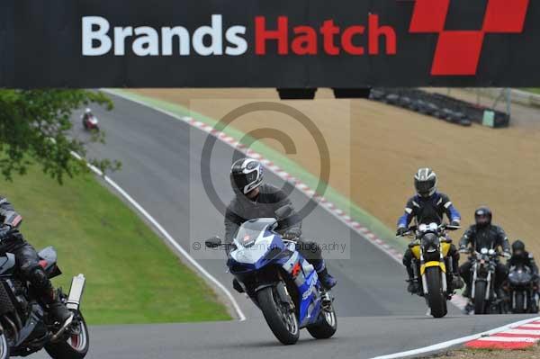 Motorcycle action photographs;Trackday digital images;brands;brands hatch photographs;event digital images;eventdigitalimages;motor racing london;no limits trackday;peter wileman photography;trackday;trackday photos