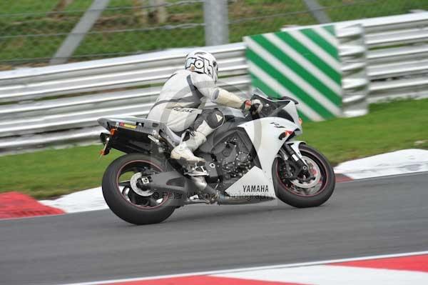 Motorcycle action photographs;Trackday digital images;brands;brands hatch photographs;event digital images;eventdigitalimages;motor racing london;no limits trackday;peter wileman photography;trackday;trackday photos