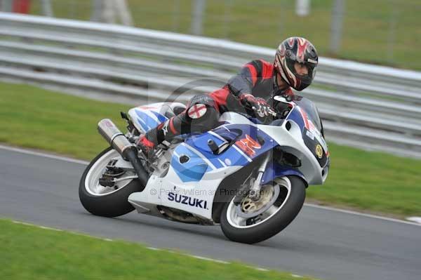 Motorcycle action photographs;Trackday digital images;brands;brands hatch photographs;event digital images;eventdigitalimages;motor racing london;no limits trackday;peter wileman photography;trackday;trackday photos