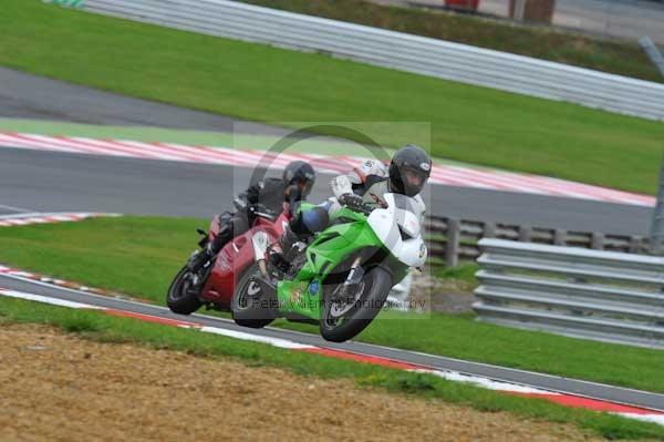 Motorcycle action photographs;Trackday digital images;brands;brands hatch photographs;event digital images;eventdigitalimages;motor racing london;no limits trackday;peter wileman photography;trackday;trackday photos