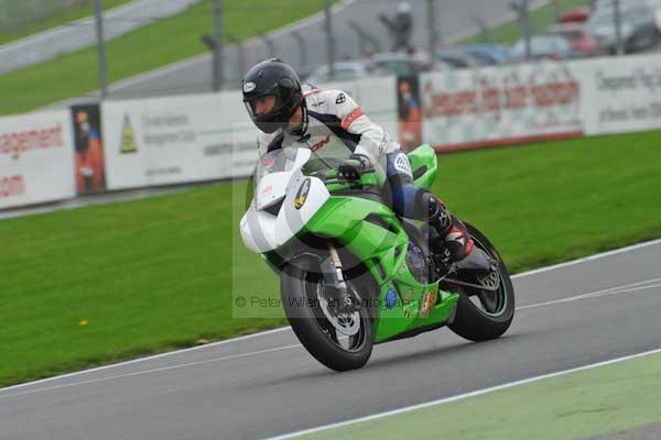 Motorcycle action photographs;Trackday digital images;brands;brands hatch photographs;event digital images;eventdigitalimages;motor racing london;no limits trackday;peter wileman photography;trackday;trackday photos