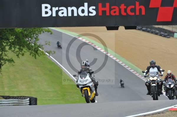 Motorcycle action photographs;Trackday digital images;brands;brands hatch photographs;event digital images;eventdigitalimages;motor racing london;no limits trackday;peter wileman photography;trackday;trackday photos
