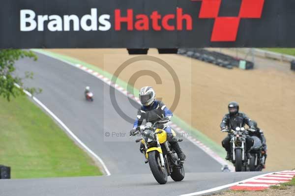 Motorcycle action photographs;Trackday digital images;brands;brands hatch photographs;event digital images;eventdigitalimages;motor racing london;no limits trackday;peter wileman photography;trackday;trackday photos