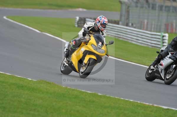 Motorcycle action photographs;Trackday digital images;brands;brands hatch photographs;event digital images;eventdigitalimages;motor racing london;no limits trackday;peter wileman photography;trackday;trackday photos