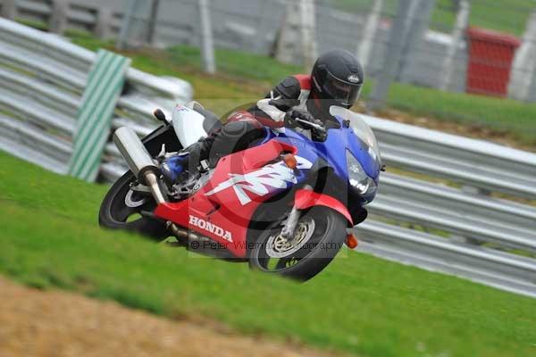 Motorcycle action photographs;Trackday digital images;brands;brands hatch photographs;event digital images;eventdigitalimages;motor racing london;no limits trackday;peter wileman photography;trackday;trackday photos