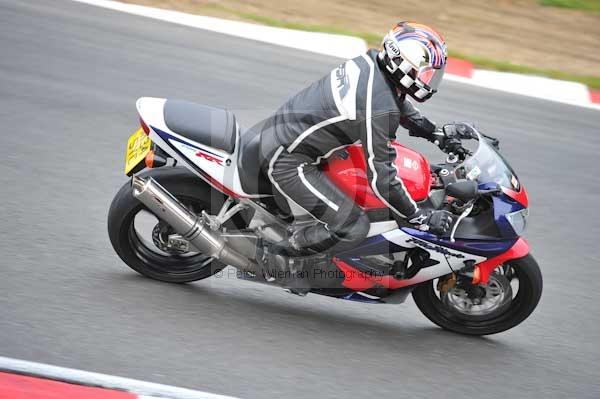 Motorcycle action photographs;Trackday digital images;brands;brands hatch photographs;event digital images;eventdigitalimages;motor racing london;no limits trackday;peter wileman photography;trackday;trackday photos
