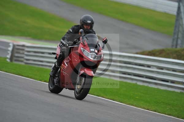Motorcycle action photographs;Trackday digital images;brands;brands hatch photographs;event digital images;eventdigitalimages;motor racing london;no limits trackday;peter wileman photography;trackday;trackday photos