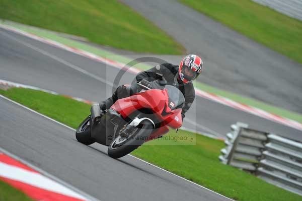 Motorcycle action photographs;Trackday digital images;brands;brands hatch photographs;event digital images;eventdigitalimages;motor racing london;no limits trackday;peter wileman photography;trackday;trackday photos