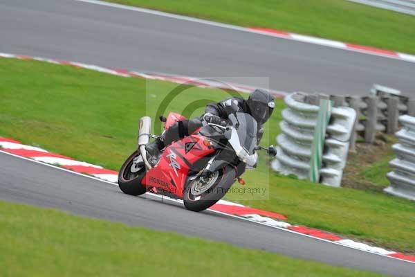 Motorcycle action photographs;Trackday digital images;brands;brands hatch photographs;event digital images;eventdigitalimages;motor racing london;no limits trackday;peter wileman photography;trackday;trackday photos