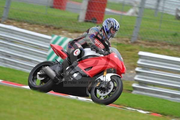 Motorcycle action photographs;Trackday digital images;brands;brands hatch photographs;event digital images;eventdigitalimages;motor racing london;no limits trackday;peter wileman photography;trackday;trackday photos