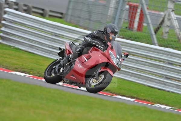 Motorcycle action photographs;Trackday digital images;brands;brands hatch photographs;event digital images;eventdigitalimages;motor racing london;no limits trackday;peter wileman photography;trackday;trackday photos