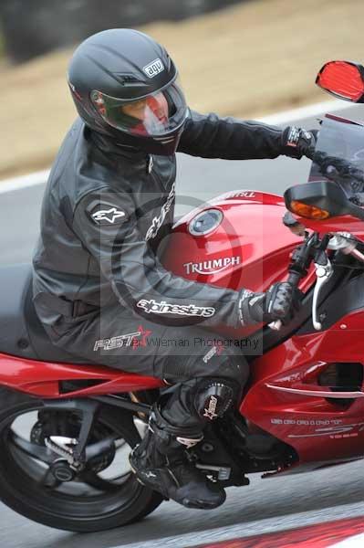 Motorcycle action photographs;Trackday digital images;brands;brands hatch photographs;event digital images;eventdigitalimages;motor racing london;no limits trackday;peter wileman photography;trackday;trackday photos