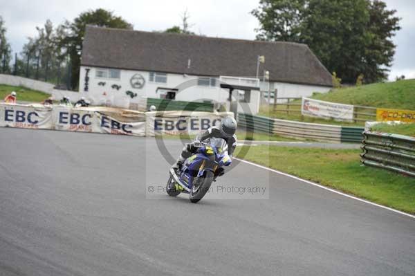 Mallory park Leicestershire;Mallory park photographs;Motorcycle action photographs;event digital images;eventdigitalimages;mallory park;no limits trackday;peter wileman photography;trackday;trackday digital images;trackday photos