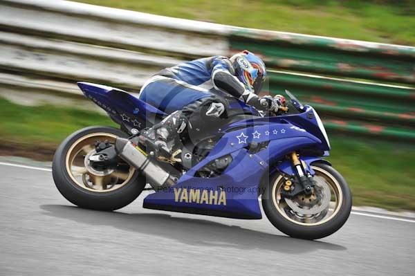 Mallory park Leicestershire;Mallory park photographs;Motorcycle action photographs;event digital images;eventdigitalimages;mallory park;no limits trackday;peter wileman photography;trackday;trackday digital images;trackday photos