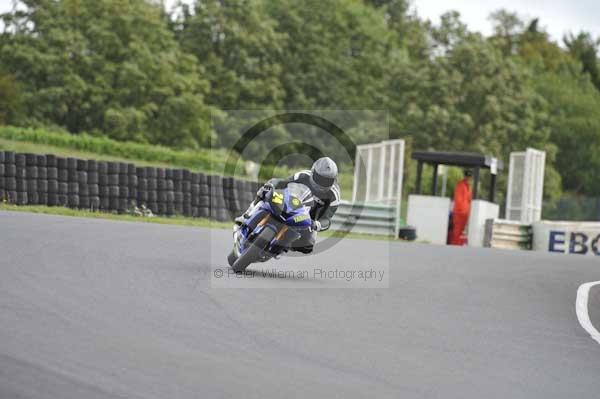 Mallory park Leicestershire;Mallory park photographs;Motorcycle action photographs;event digital images;eventdigitalimages;mallory park;no limits trackday;peter wileman photography;trackday;trackday digital images;trackday photos